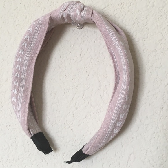 Cute Pink Headband! - Picture 1 of 4